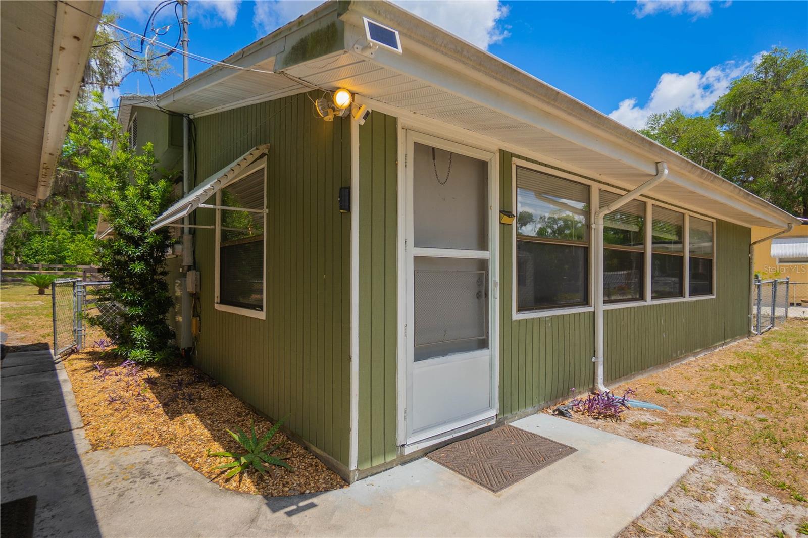 RIVER LAKES MANOR UNIT 01 - Residential