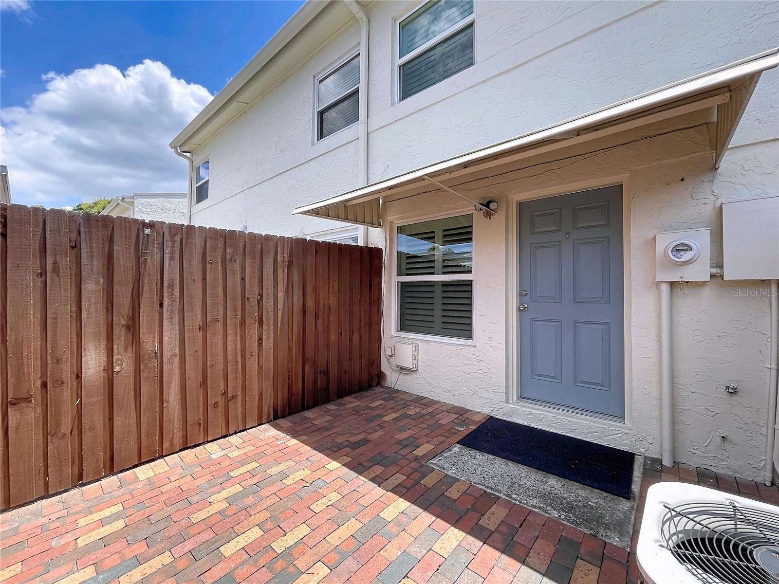 TAMPA VILLAS SOUTH UNIT 1 - Residential