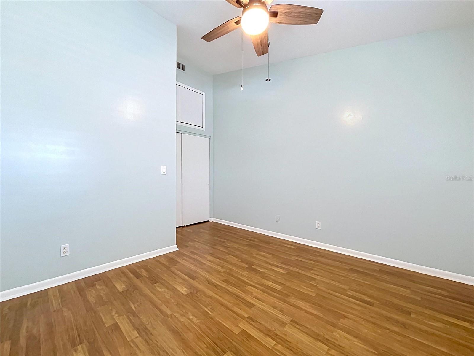 TAMPA VILLAS SOUTH UNIT 1 - Residential