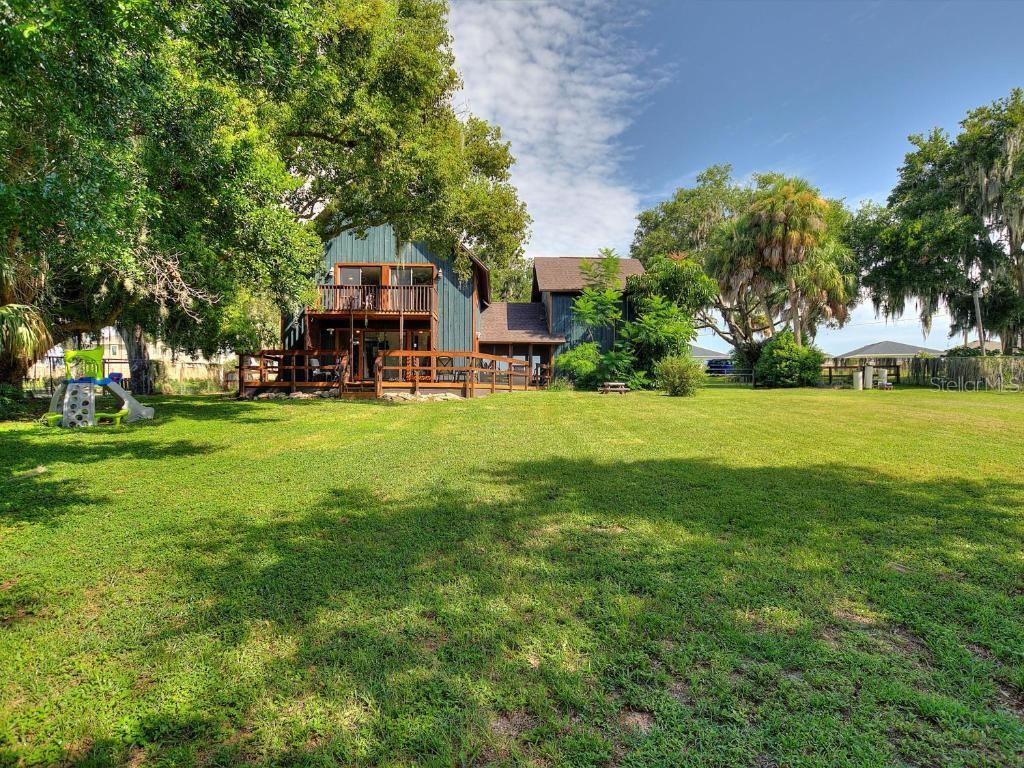 LUCERNE SHORES - Residential