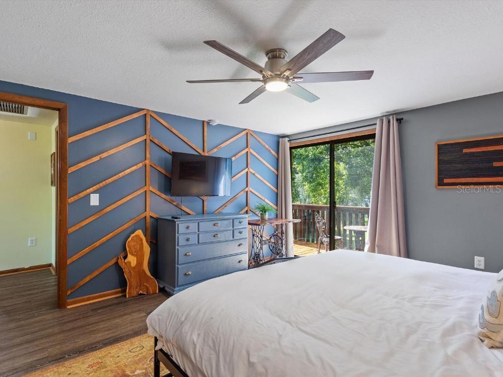 LUCERNE SHORES - Residential
