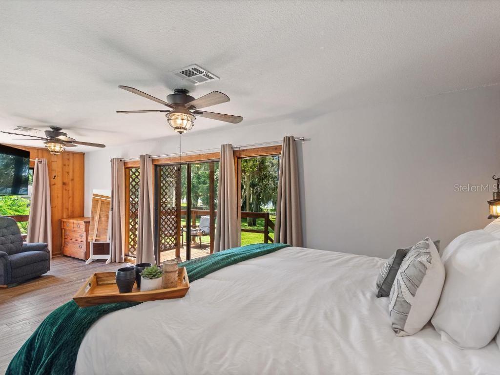 LUCERNE SHORES - Residential