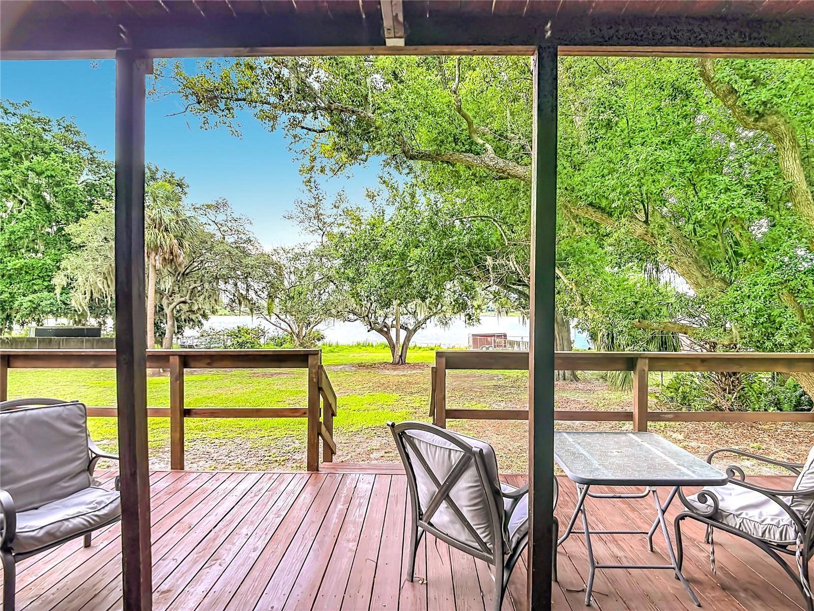 LUCERNE SHORES - Residential