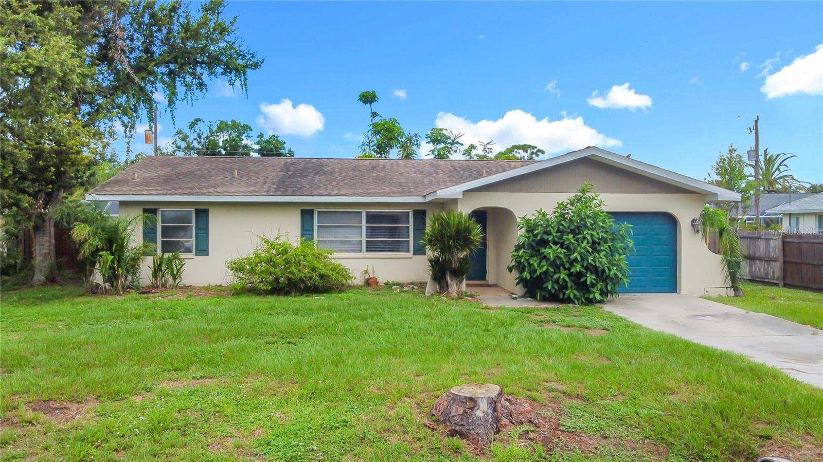 Just Reduced! Looking for that perfect location close to the Beach but not in a Flood Zone. This adorable 2 bedroom, 2 bath home is what you've been looking for. 5 minutes to Manasota Beach! It features Tile flooring throughout. Includes  a washer and dryer. There is a single car garage . Great backyard space for guests, pets  and parties. You can join the South Venice Association for a minimal fee and use the Boat ramp or Ferry out to the key and they also have new Pickleboard courts. No HOA or CDD fees!