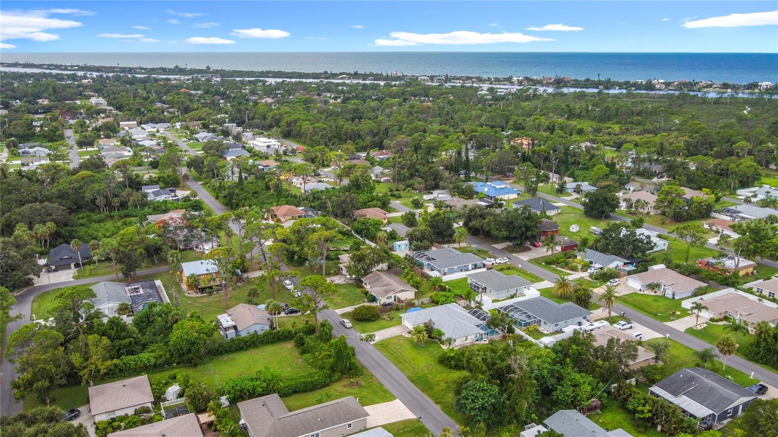 SOUTH VENICE - Residential