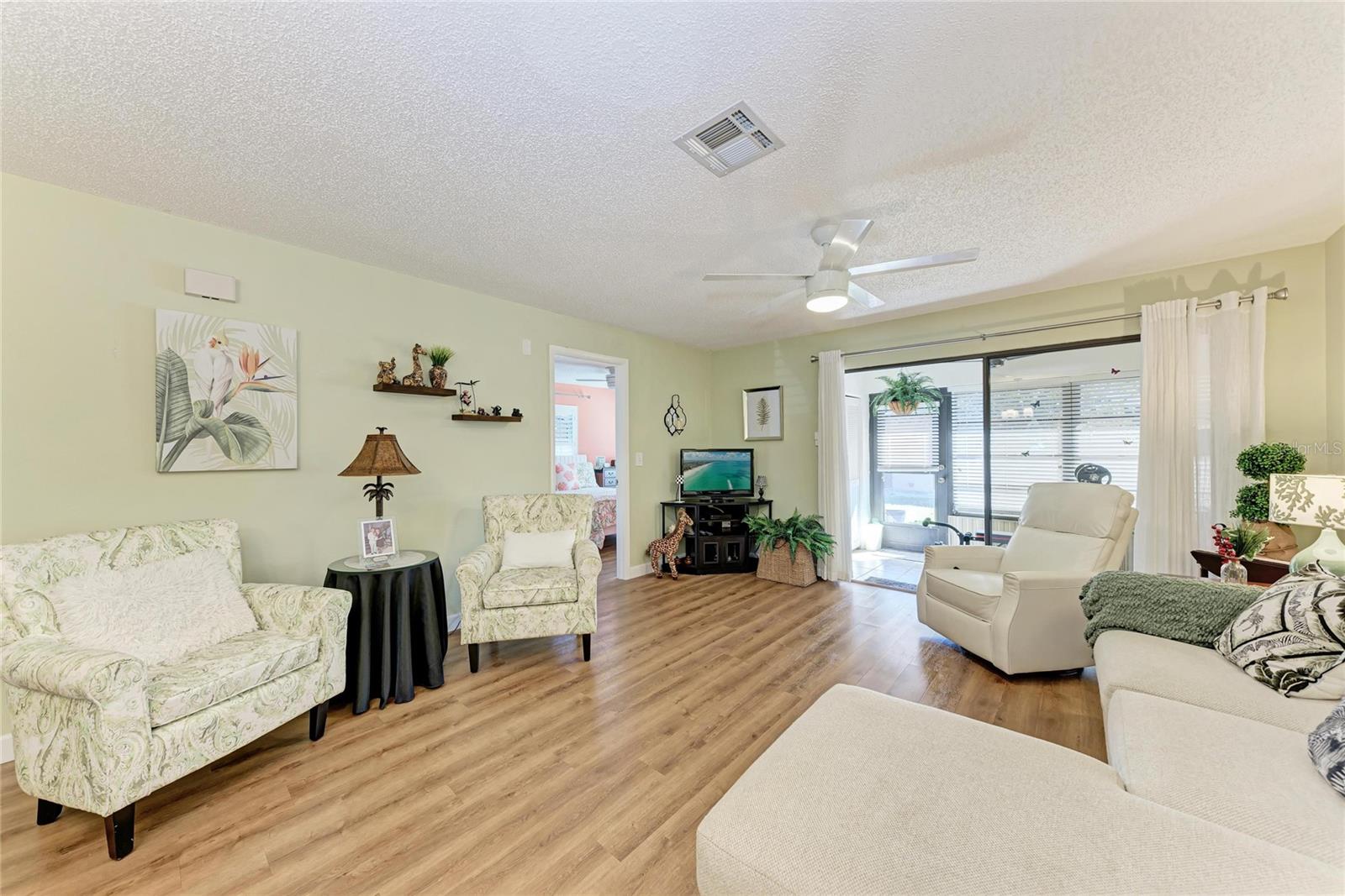 BAYSHORE VILLAGE I - Residential