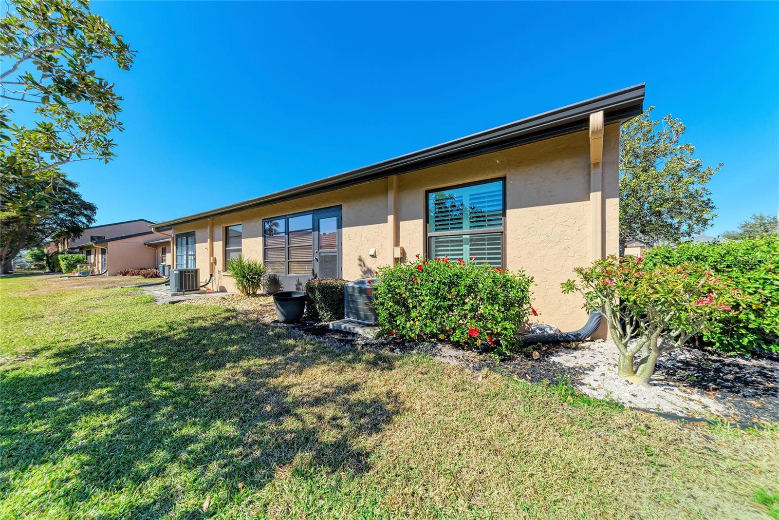 BAYSHORE VILLAGE I - Residential