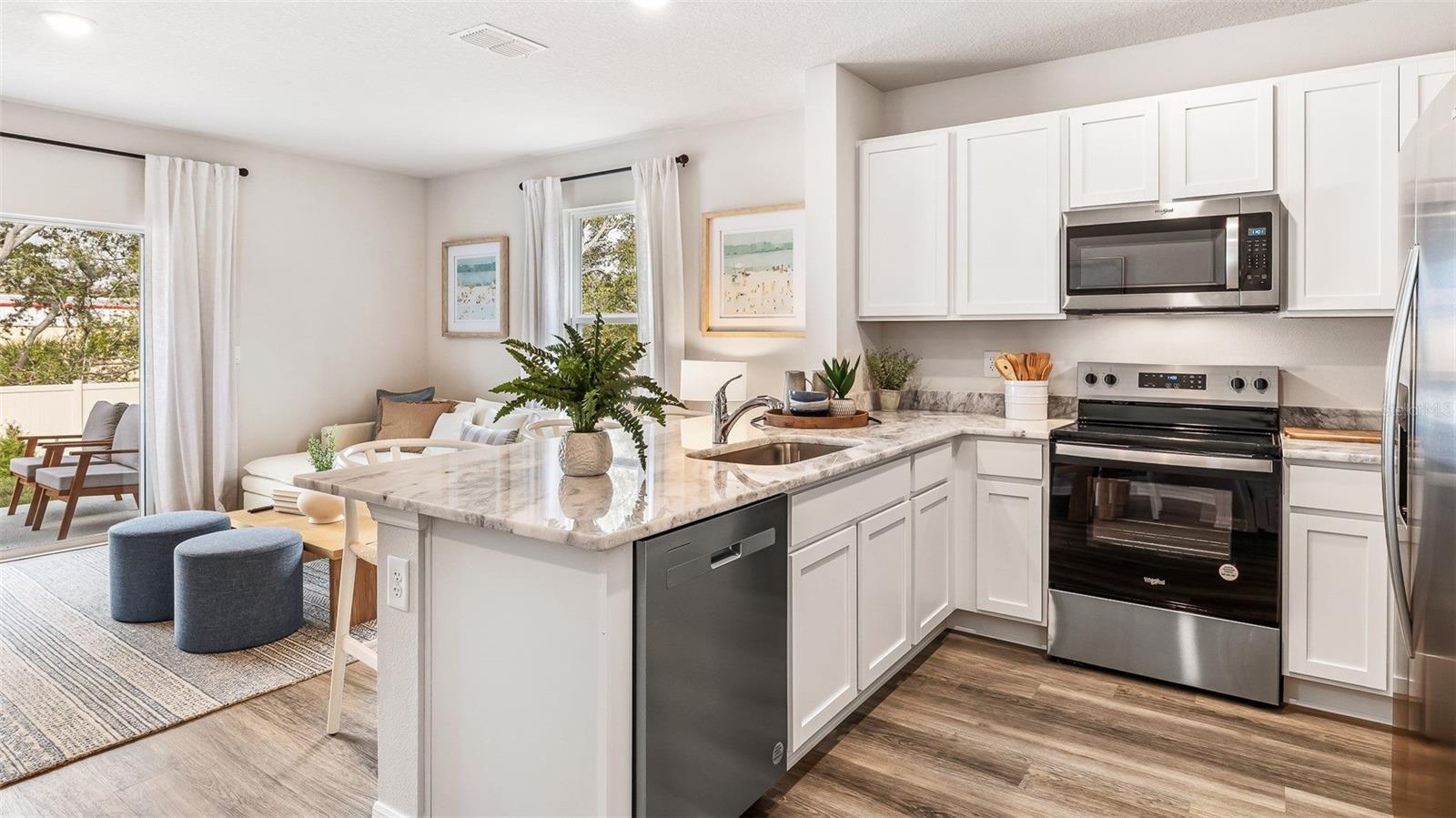 BRADEN POINTE - Residential