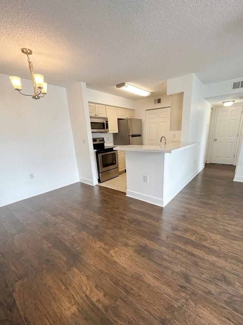GABLES AT LAKESIDE CONDO - Residential Lease