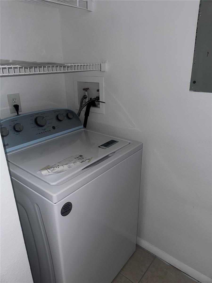 GABLES AT LAKESIDE CONDO - Residential Lease