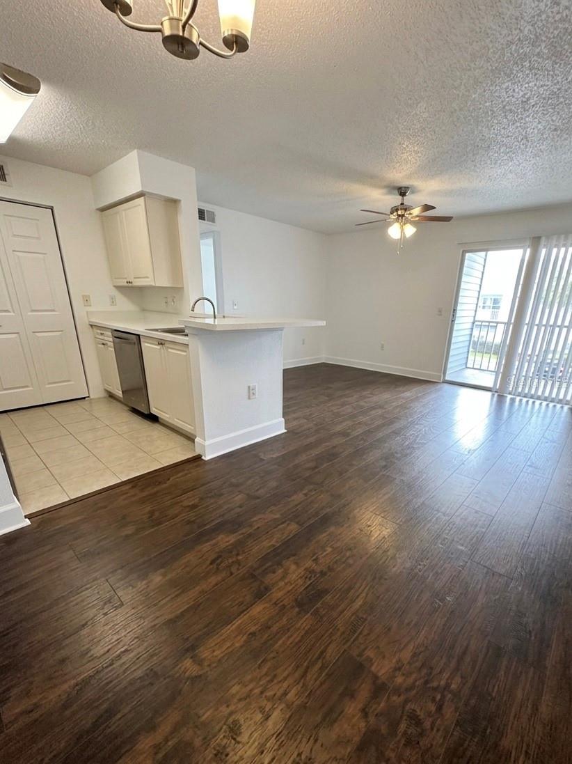 GABLES AT LAKESIDE CONDO - Residential Lease
