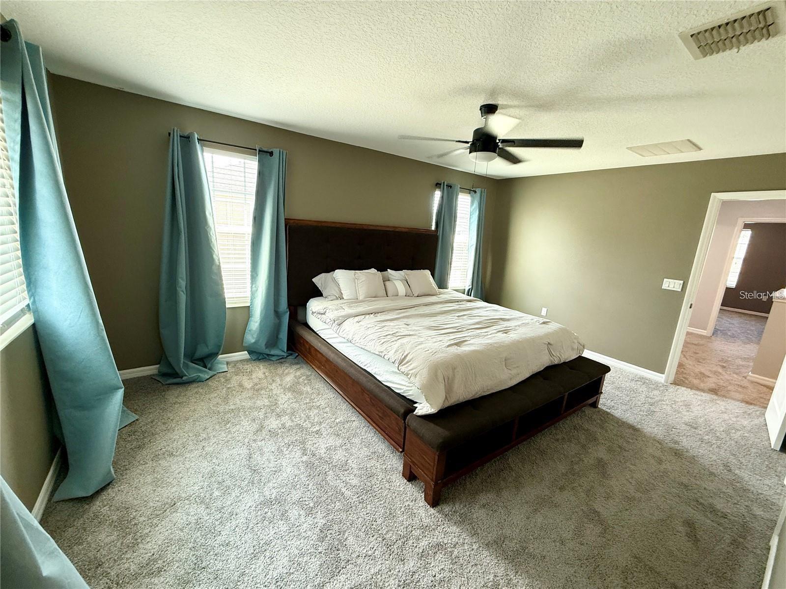 RIVERVIEW TWNHMS PH II - Residential Lease