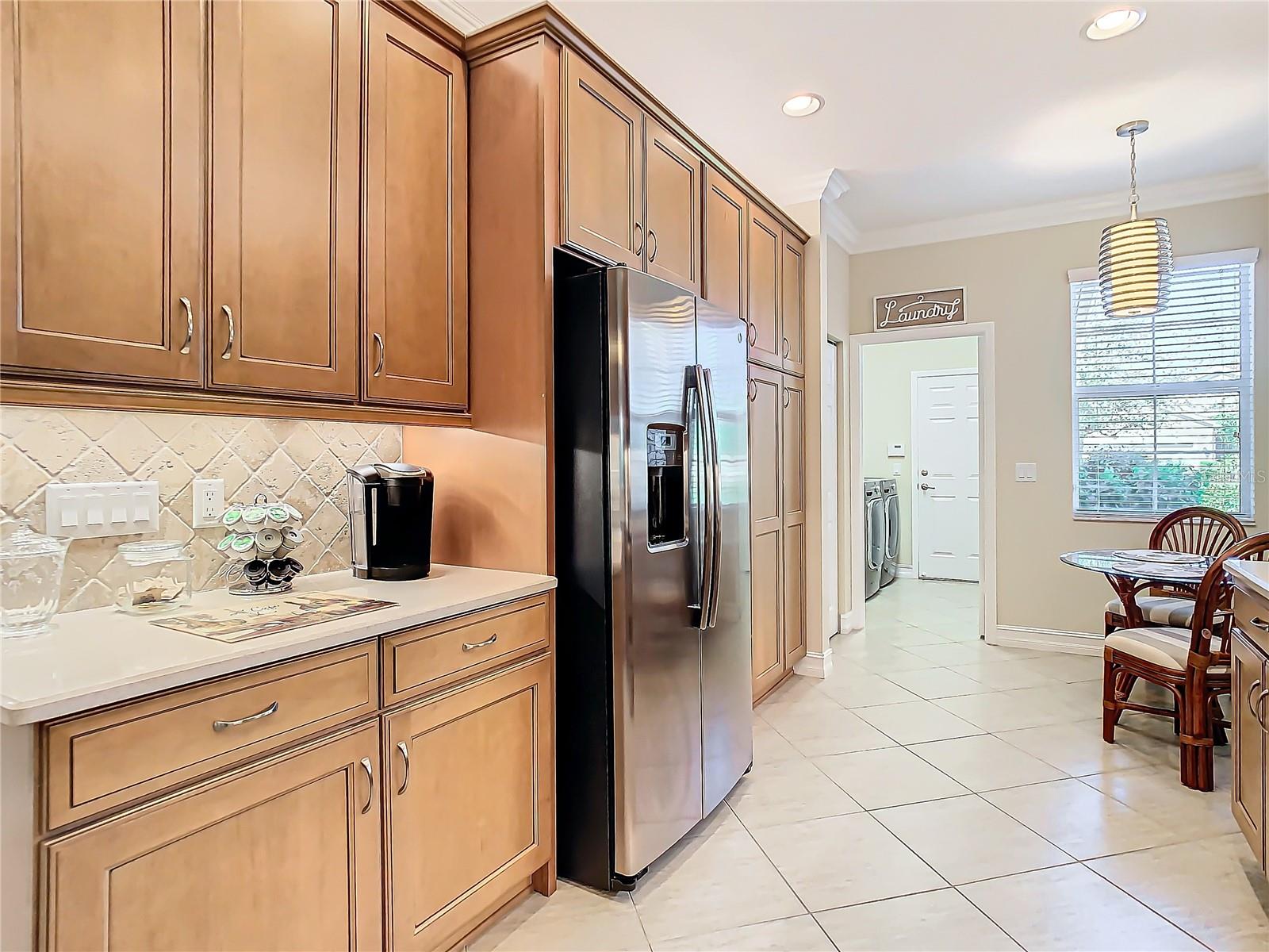 VALENCIA LAKES - Residential
