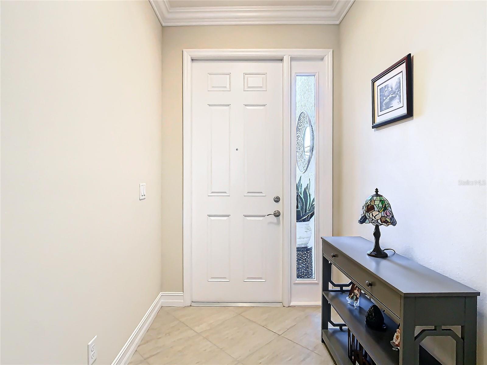 VALENCIA LAKES - Residential