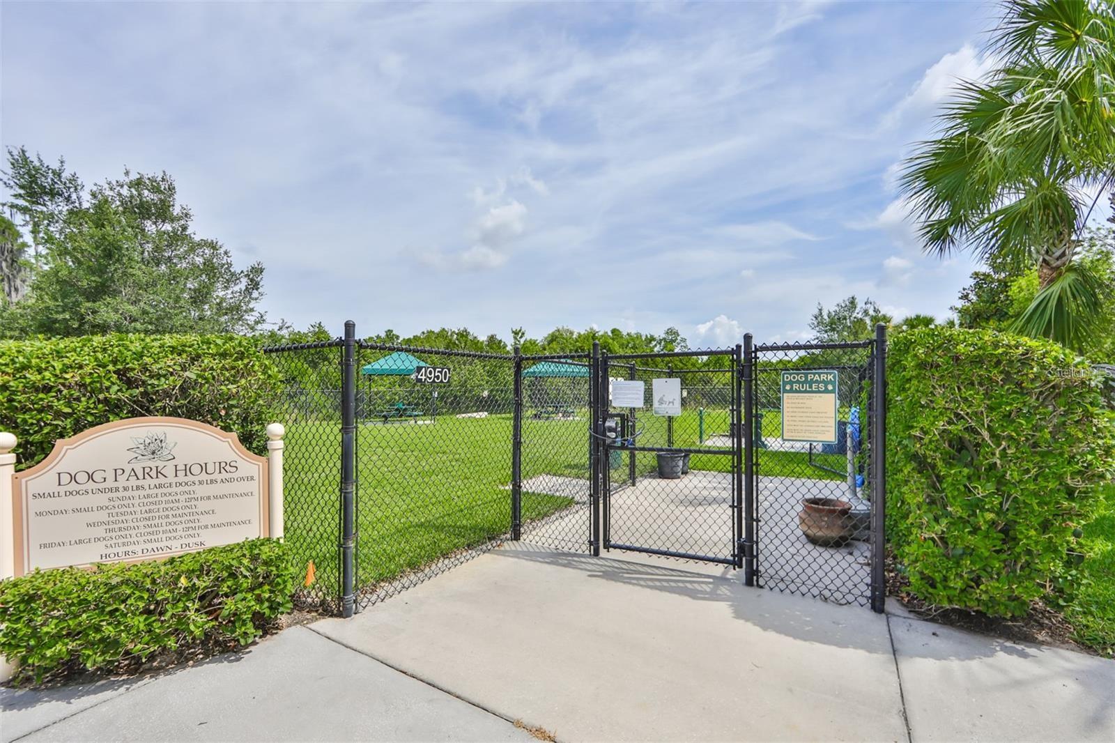 VALENCIA LAKES - Residential