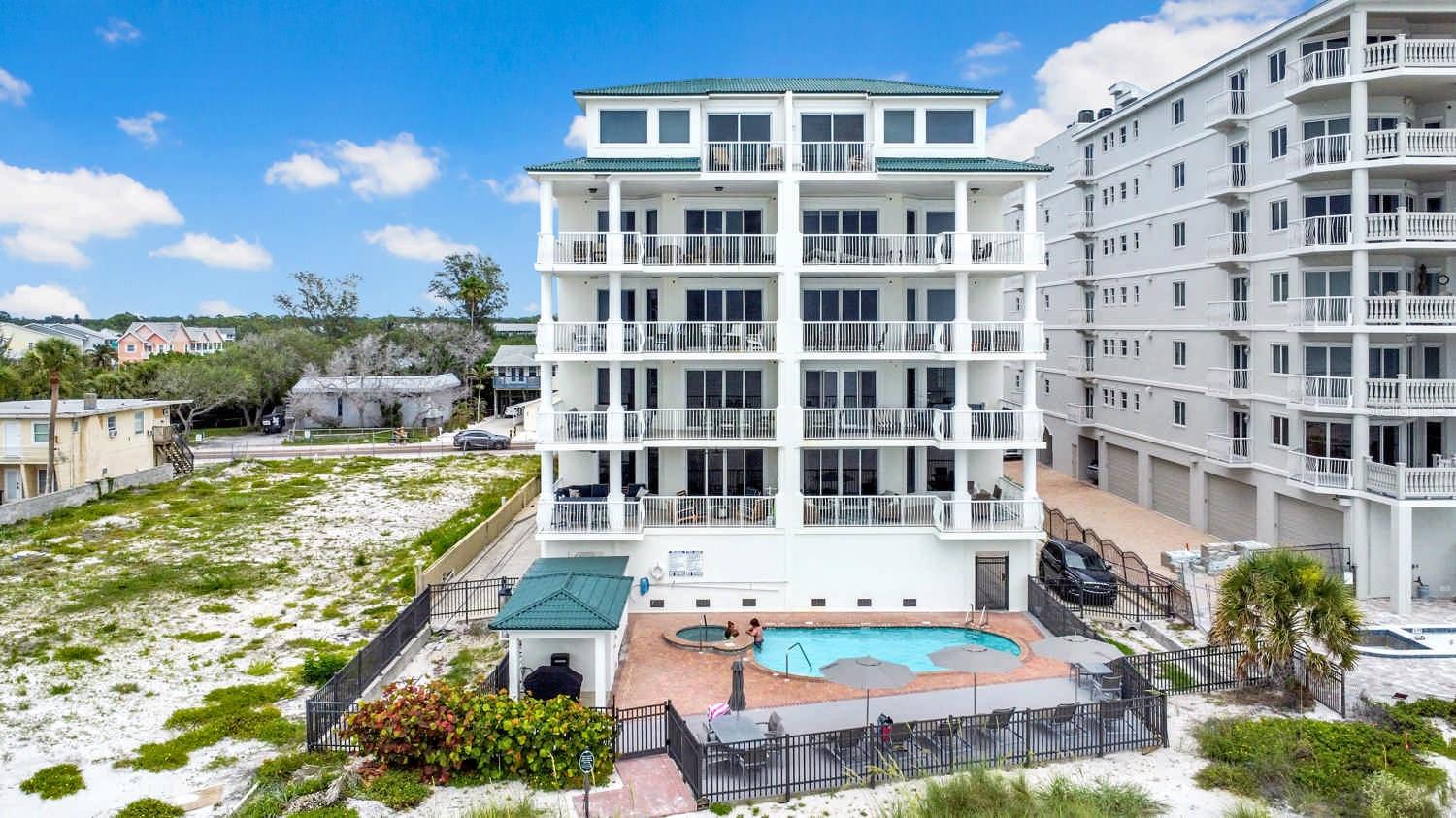 FAIRWINDS CONDO - Residential