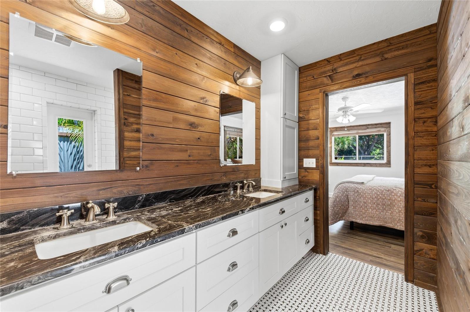 DESOTO ACRES - Residential