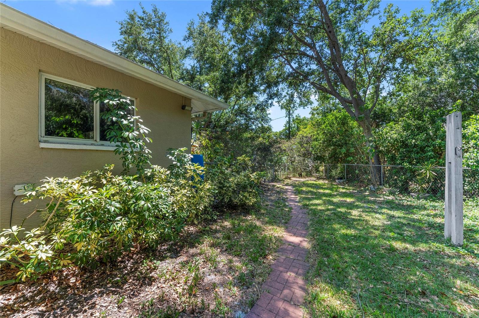 DESOTO ACRES - Residential