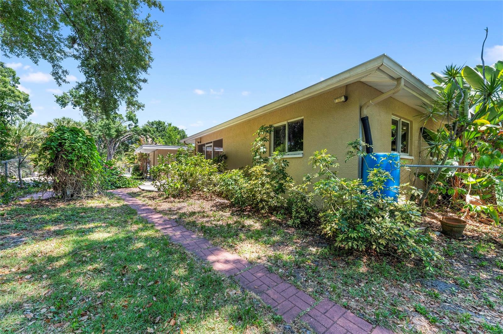 DESOTO ACRES - Residential