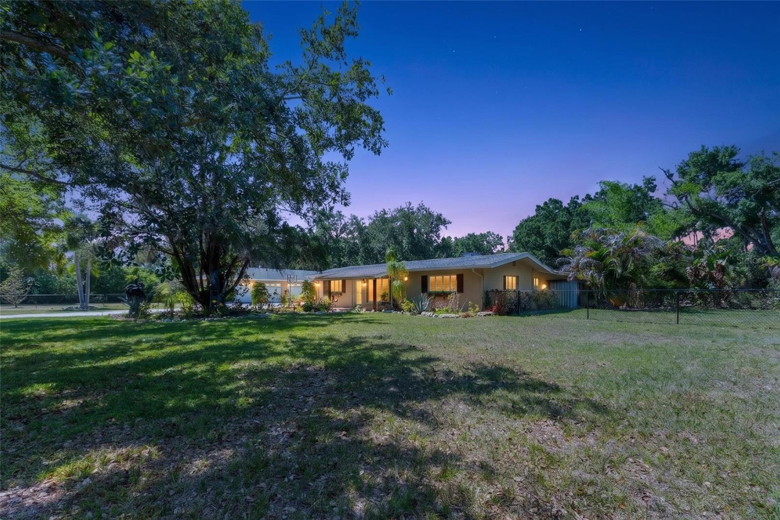 DESOTO ACRES - Residential