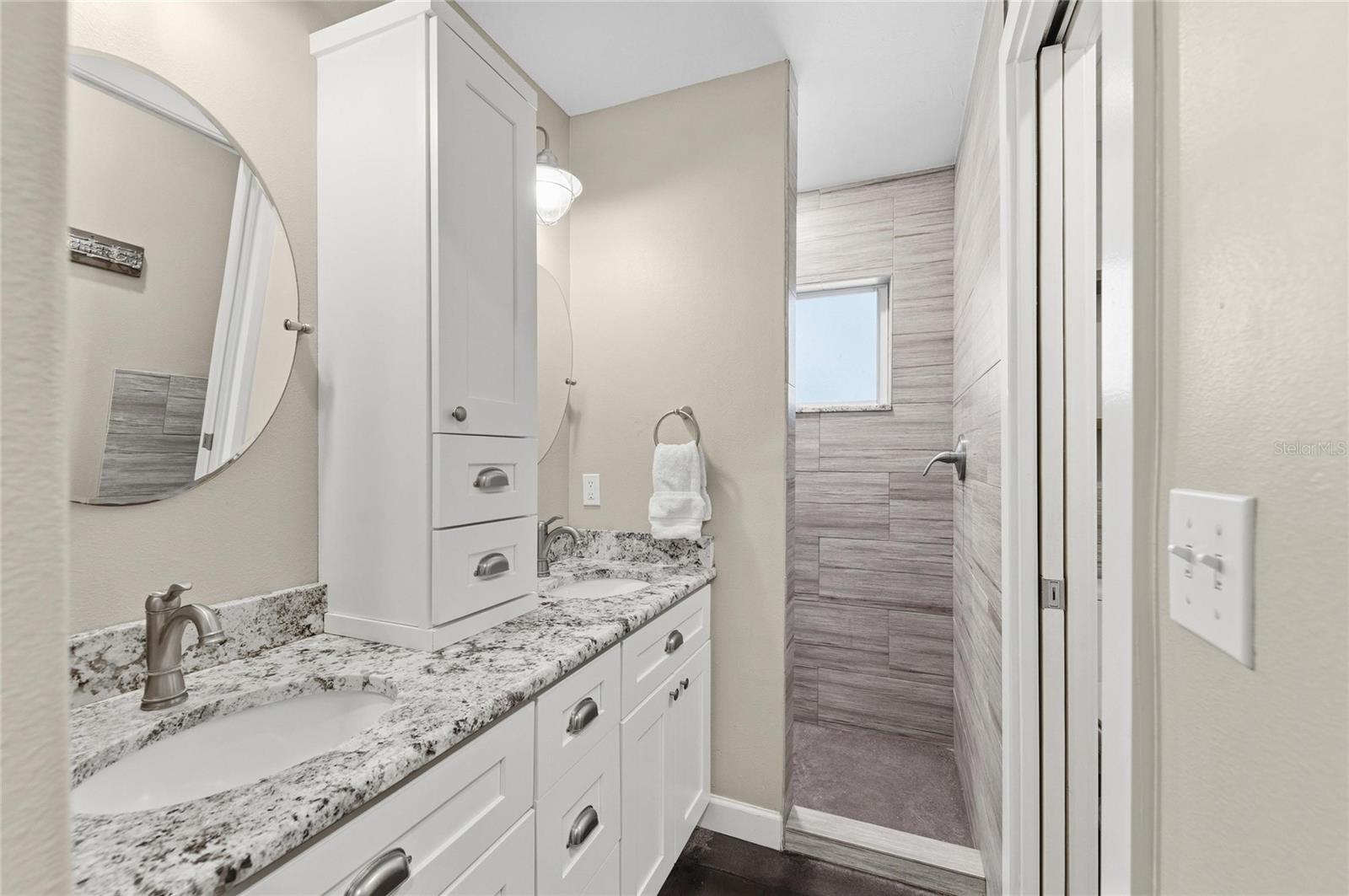 DESOTO ACRES - Residential