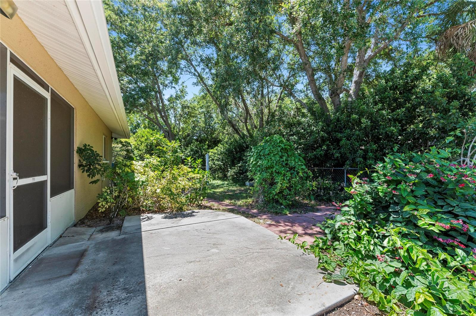 DESOTO ACRES - Residential
