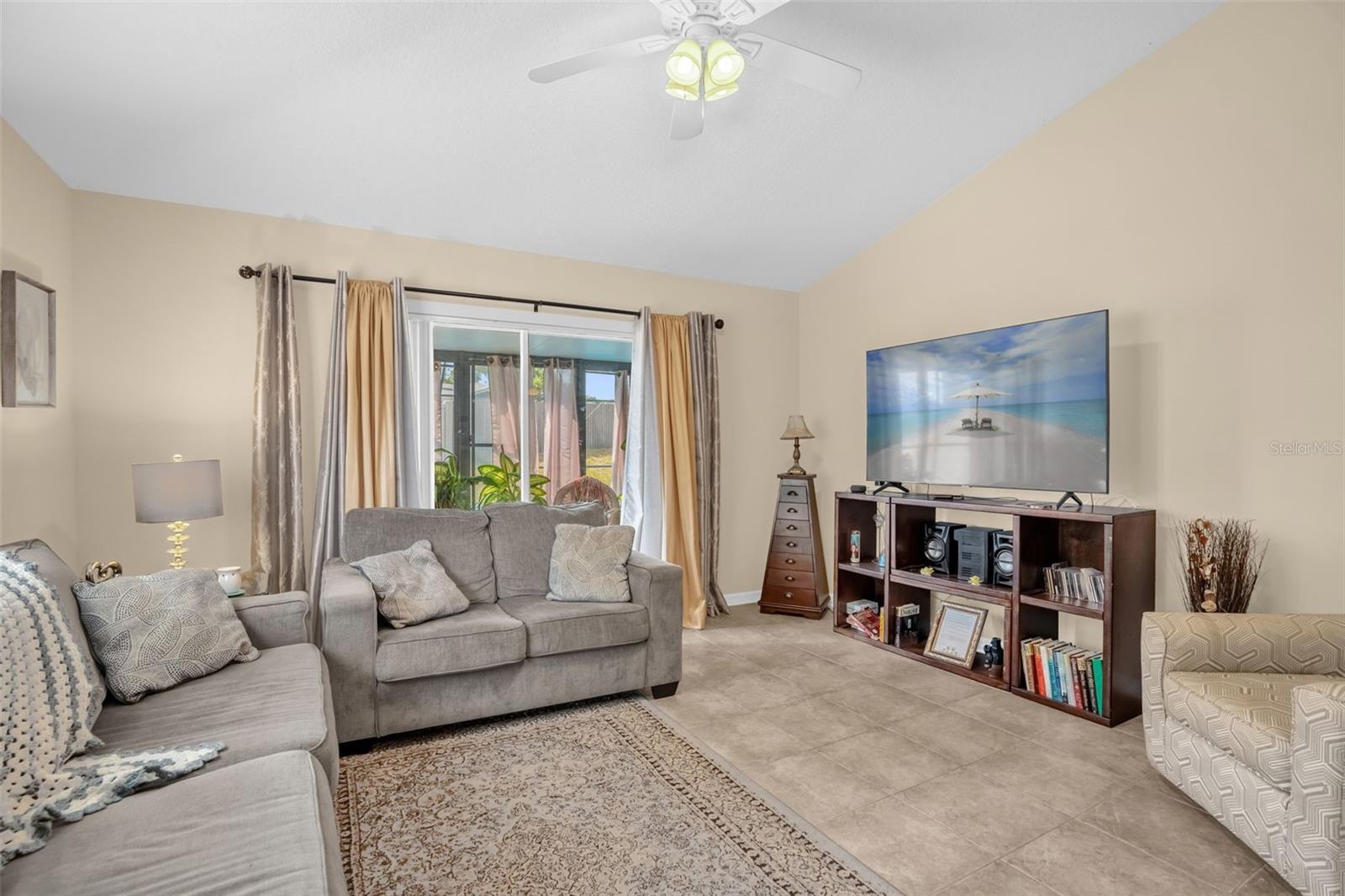 EUSTIS HILLCREST AT LAKE NETTIE - Residential