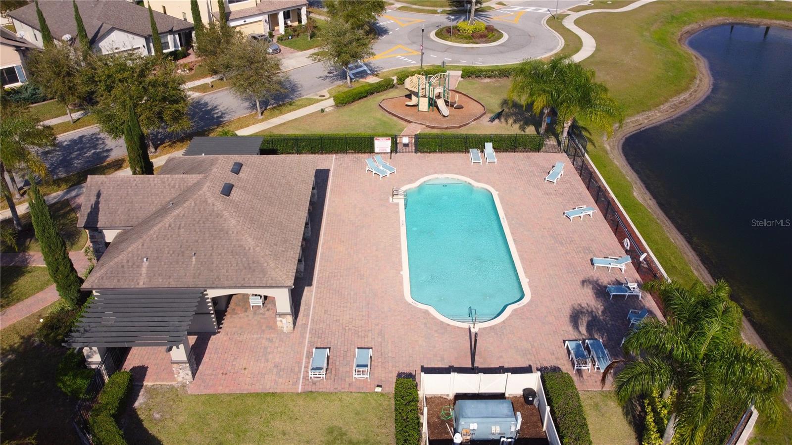 NARCOOSSEE VILLAGE PH 1 - Residential