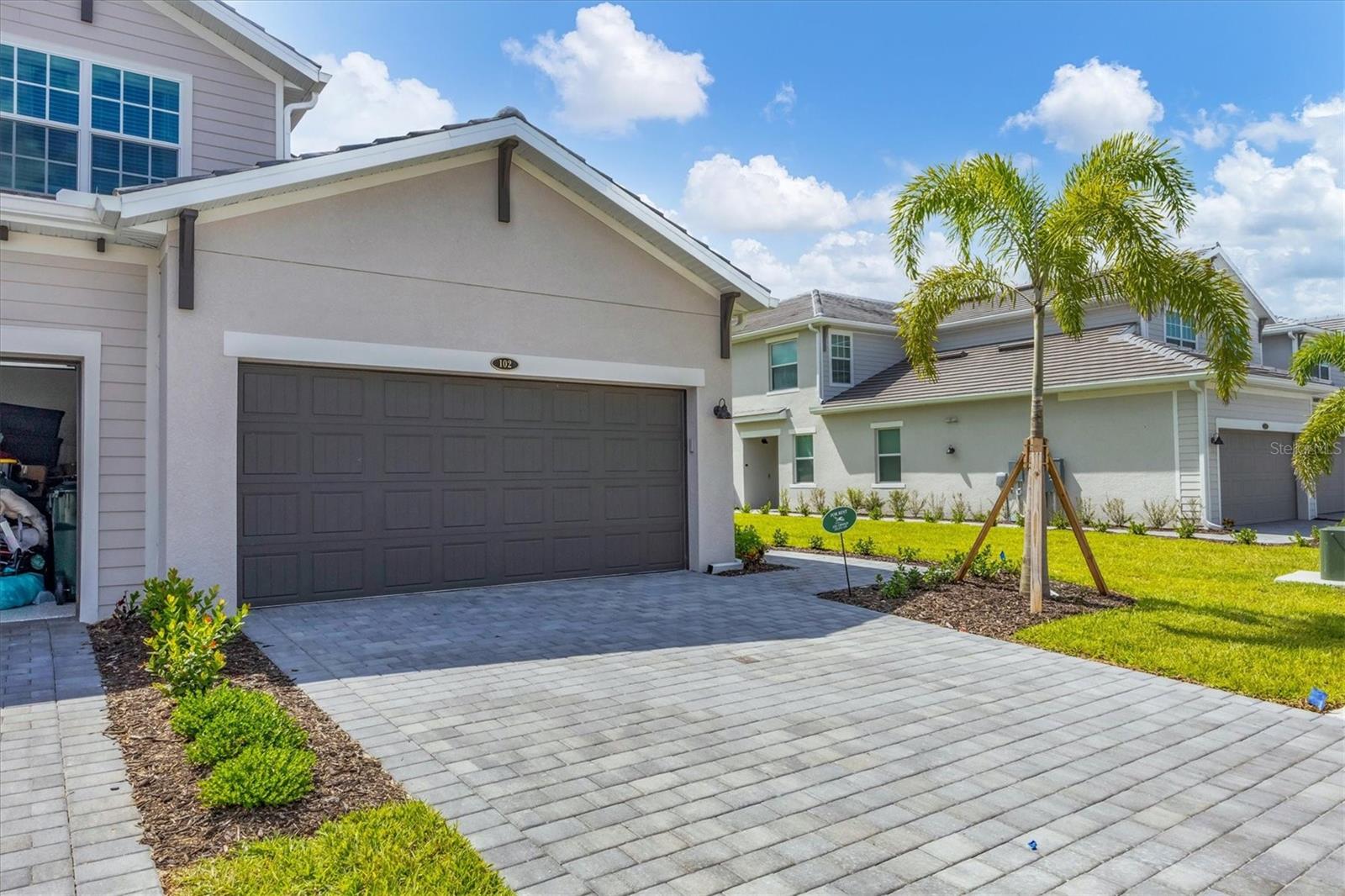 WELLEN PARK GOLF & COUNTRY CLUB - Residential Lease