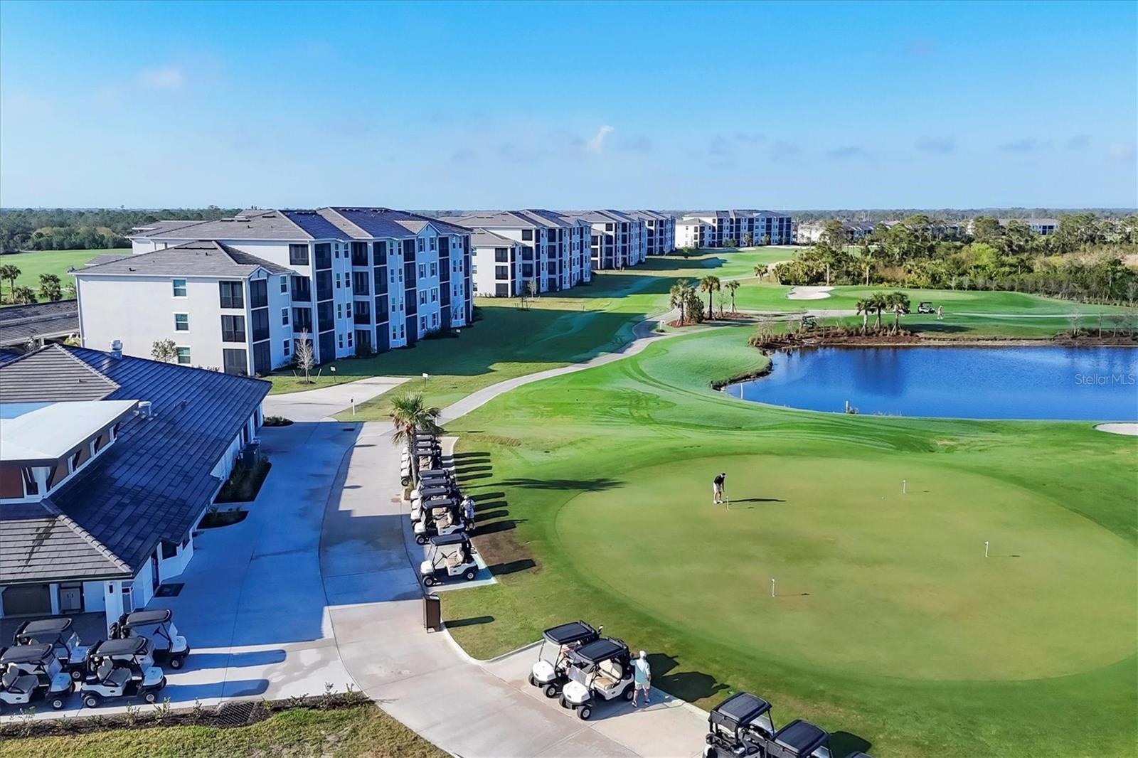 WELLEN PARK GOLF & COUNTRY CLUB - Residential Lease