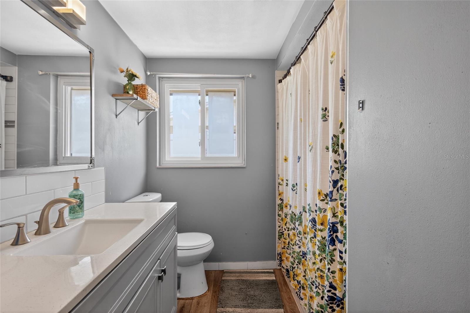 JASMINE LAKES - Residential