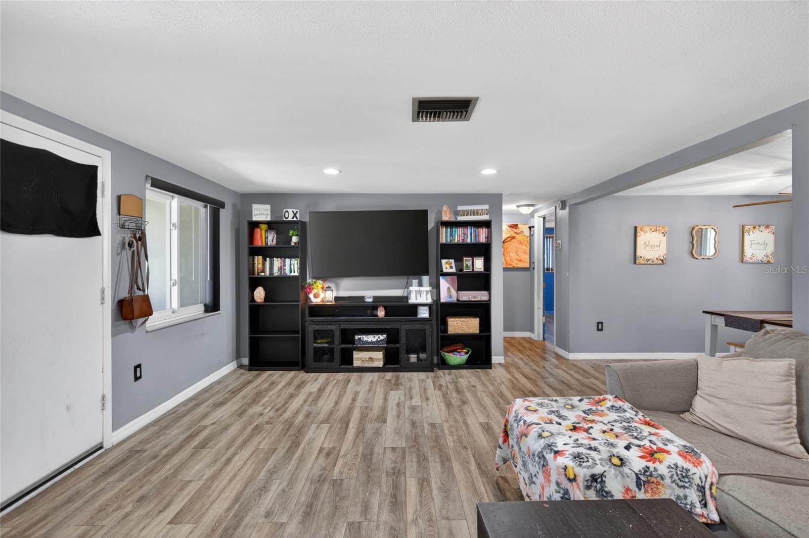 JASMINE LAKES - Residential