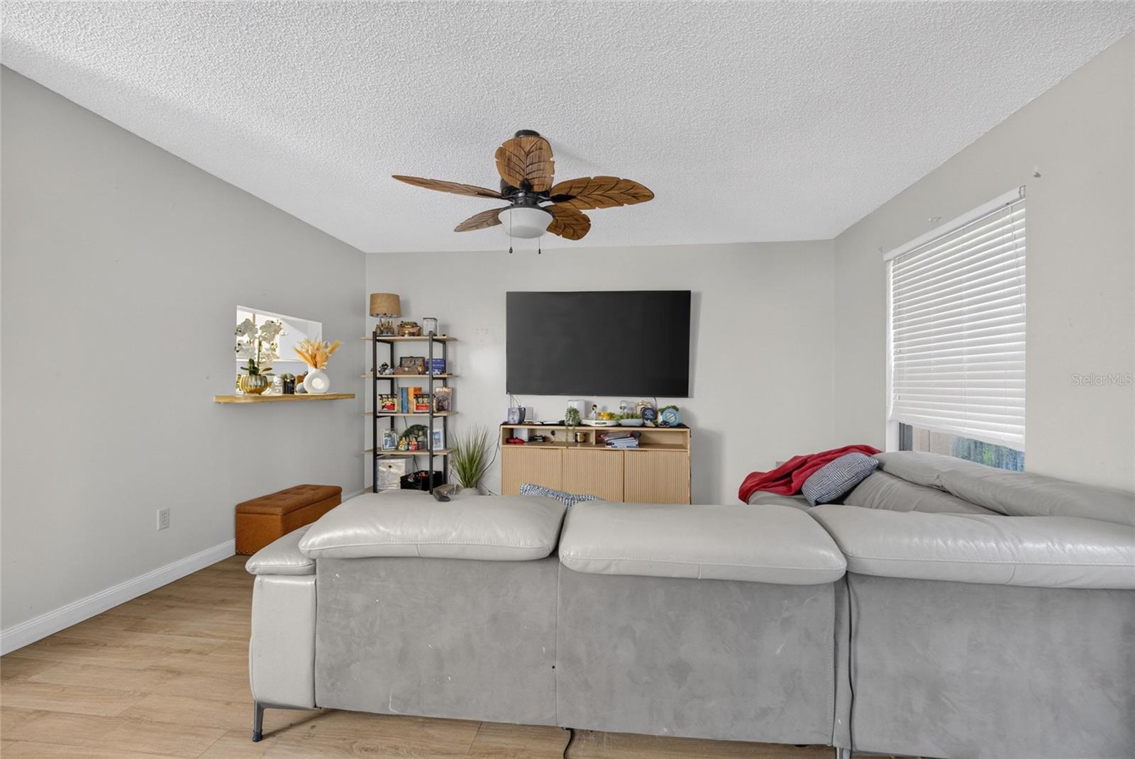 OAKBROOK VILLAGE - Residential