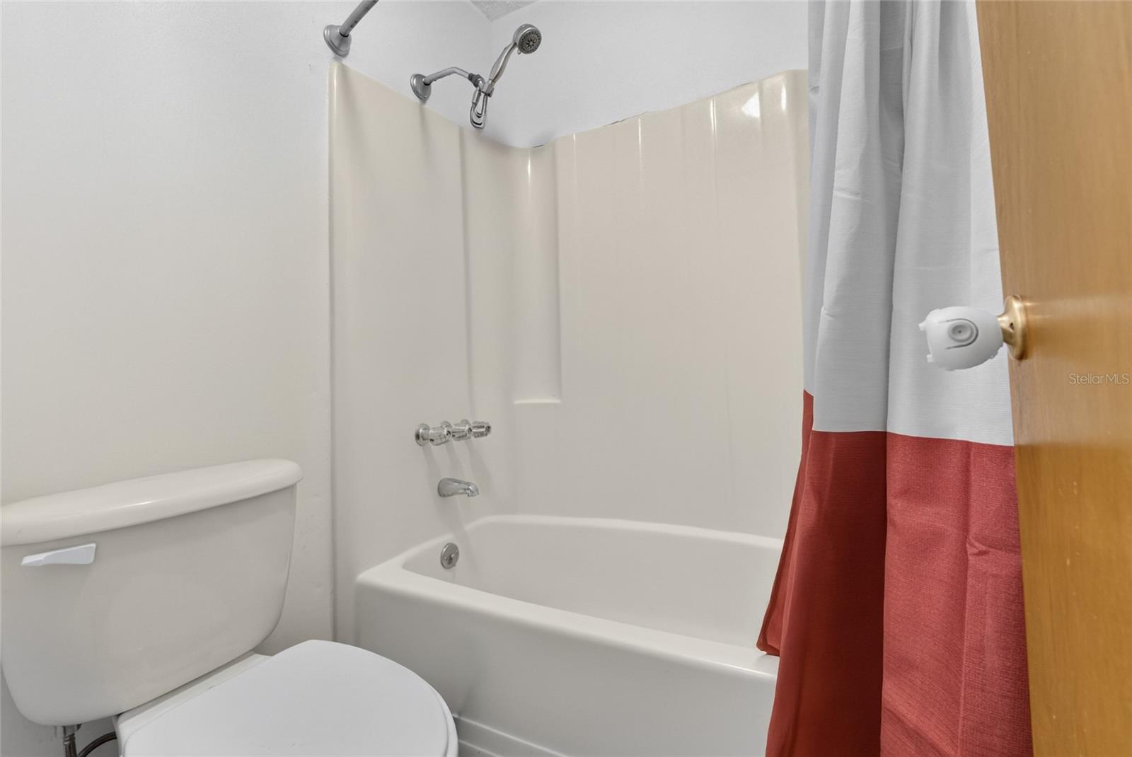 OAKBROOK VILLAGE - Residential