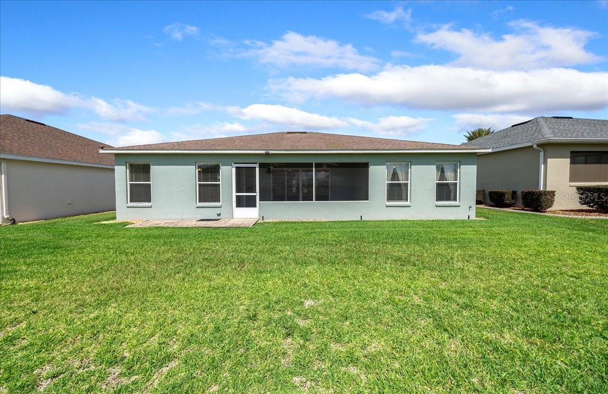 SUMMERGLEN - Residential
