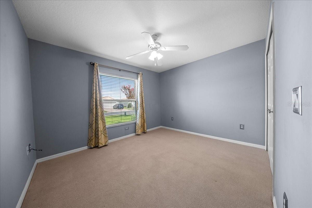 SUMMERGLEN - Residential