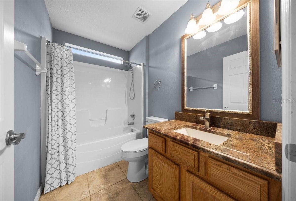 SUMMERGLEN - Residential