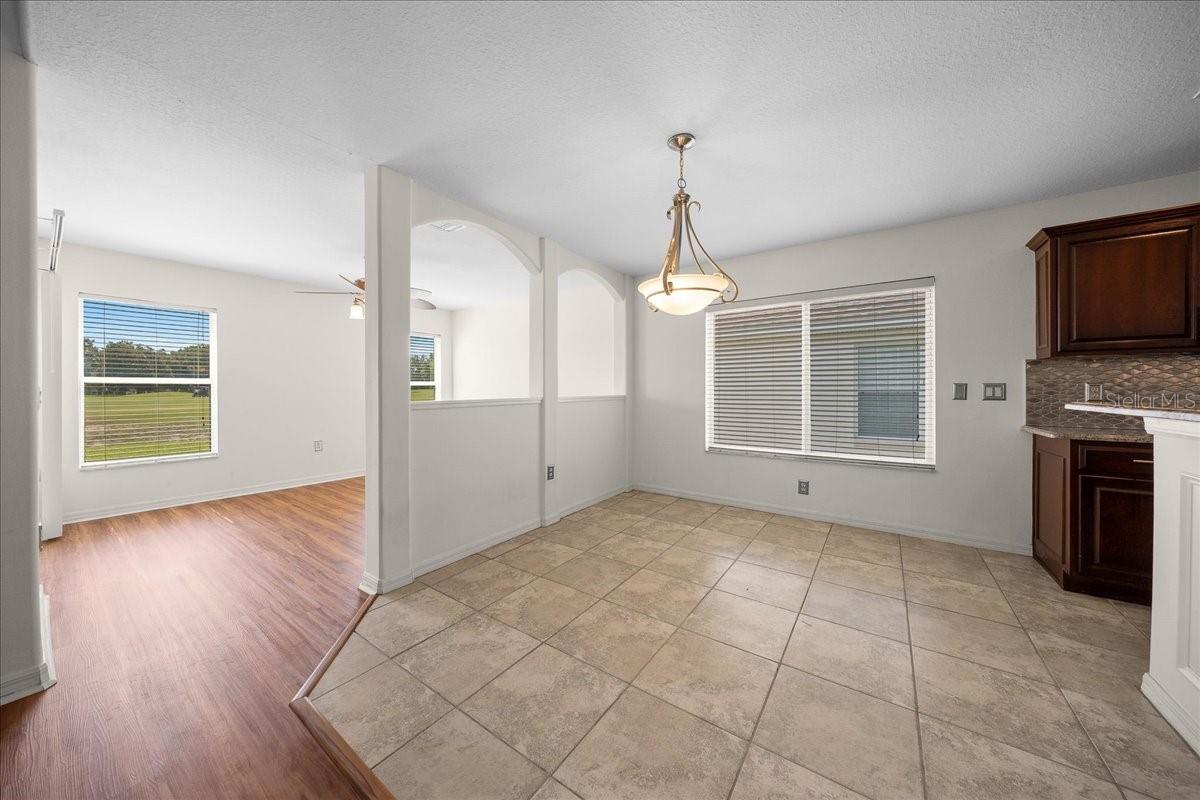 SUMMERGLEN - Residential