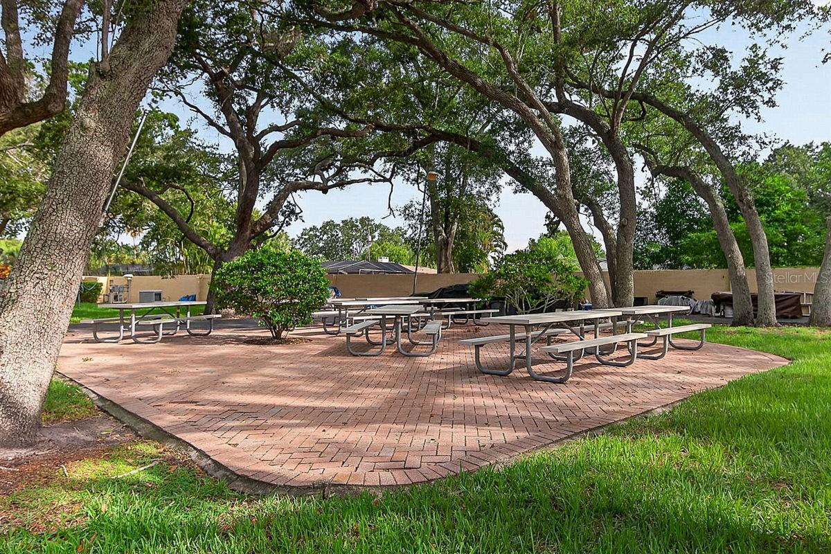 PINEHURST VILLAGE - Residential