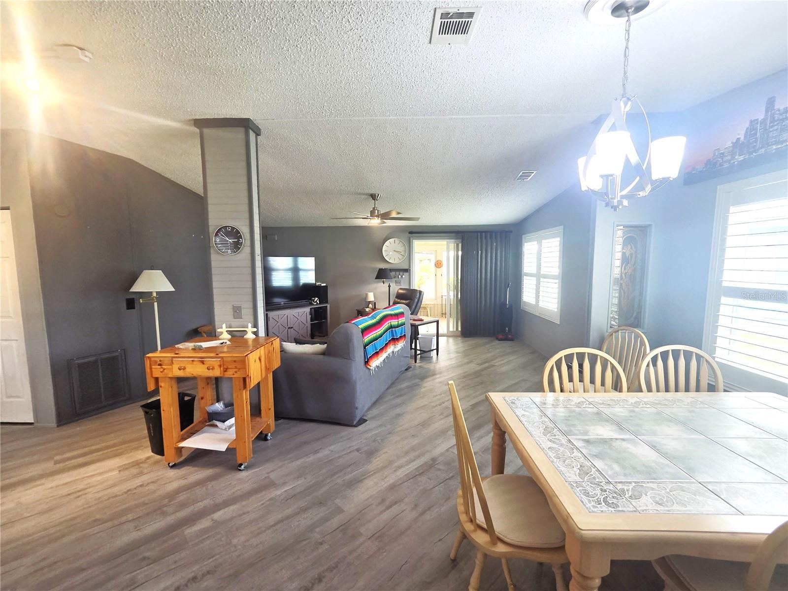 SWEETWATER GOLF & TENNIS CLUB ADD 01 - Residential