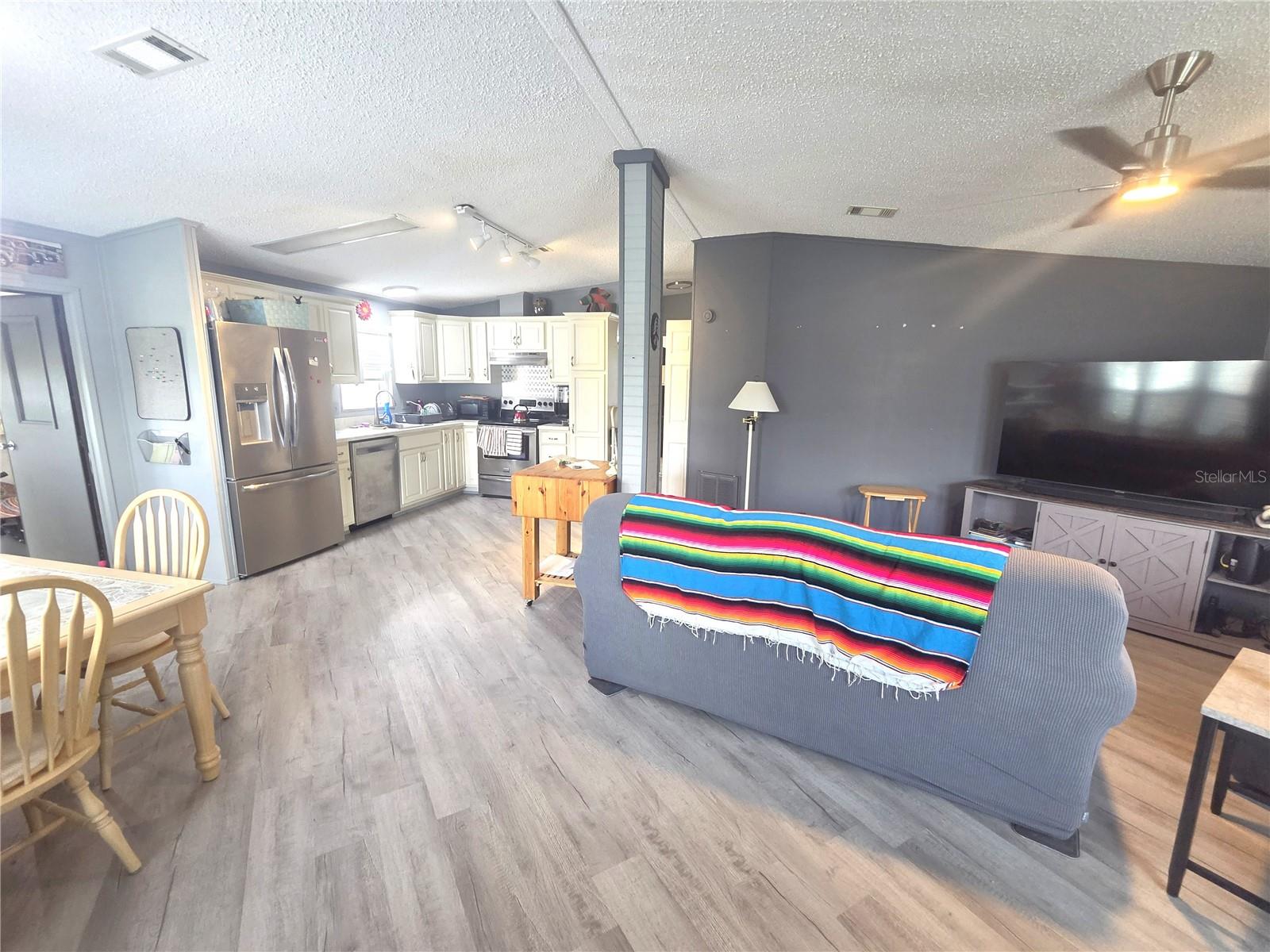 SWEETWATER GOLF & TENNIS CLUB ADD 01 - Residential