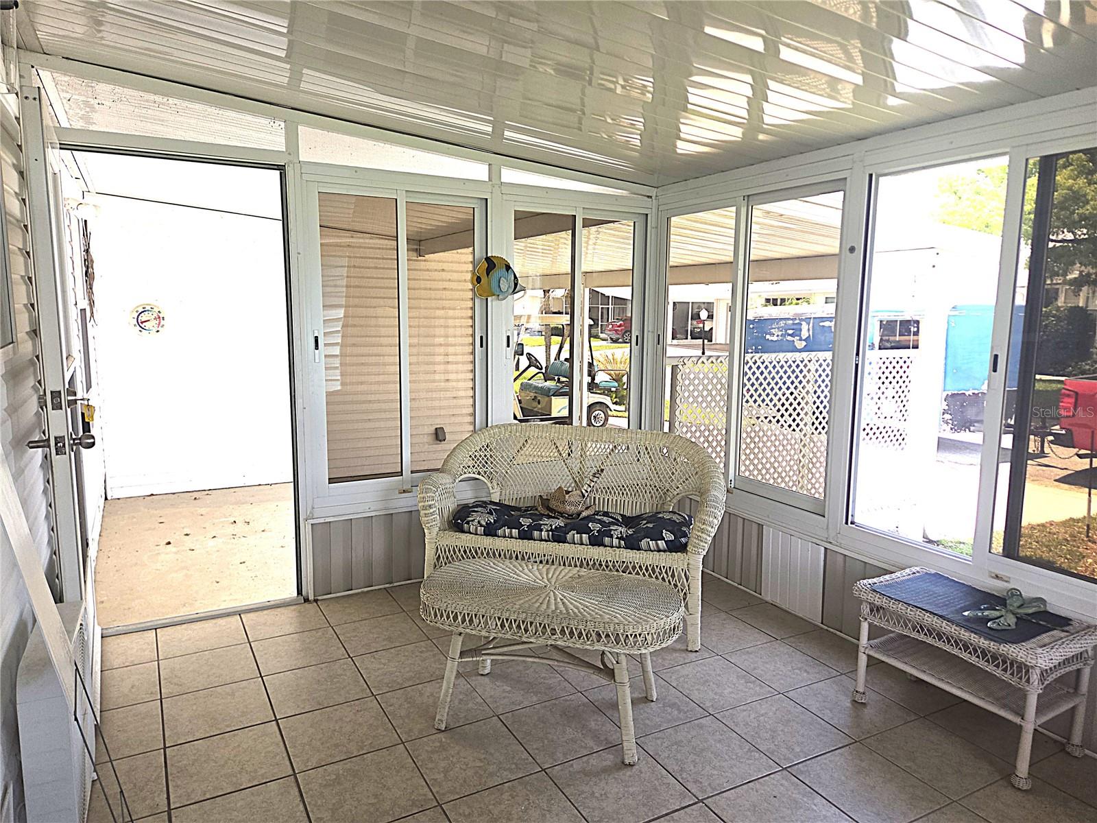 SWEETWATER GOLF & TENNIS CLUB ADD 01 - Residential