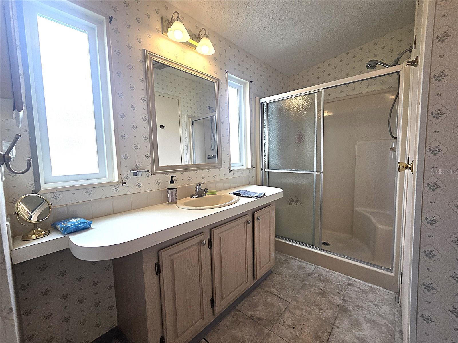 SWEETWATER GOLF & TENNIS CLUB ADD 01 - Residential