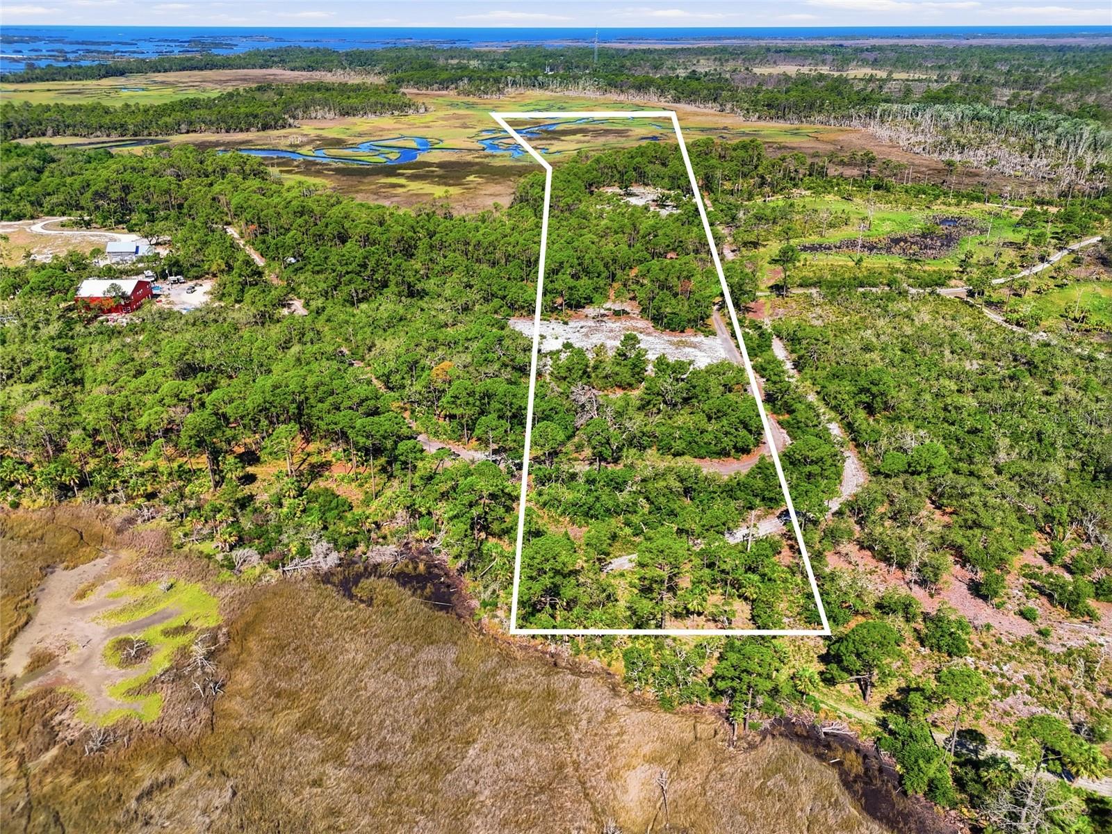LUKENS RESERVE 15 - Land