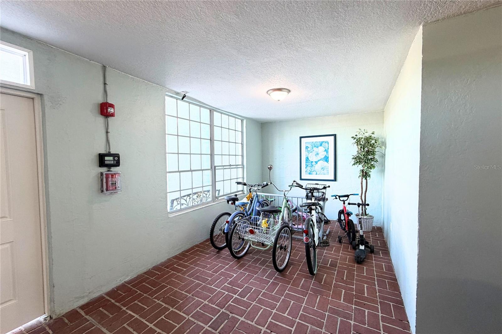 BELLEAIR FOREST - Residential