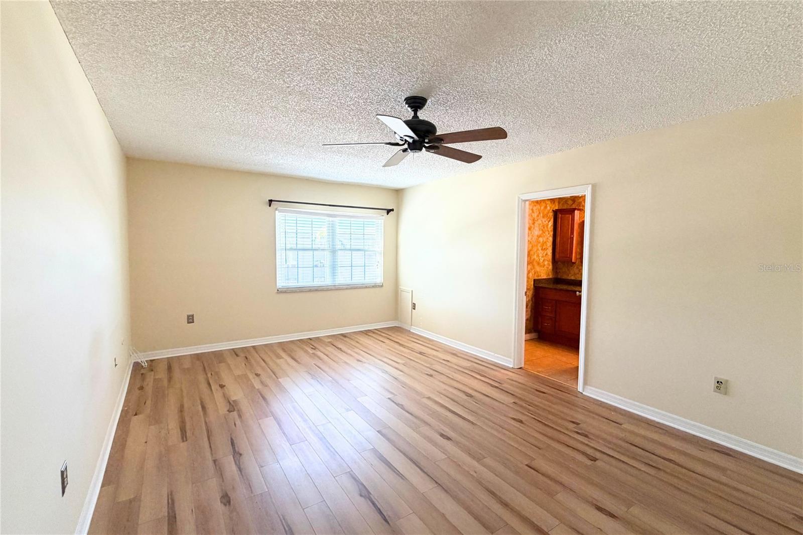 BELLEAIR FOREST - Residential