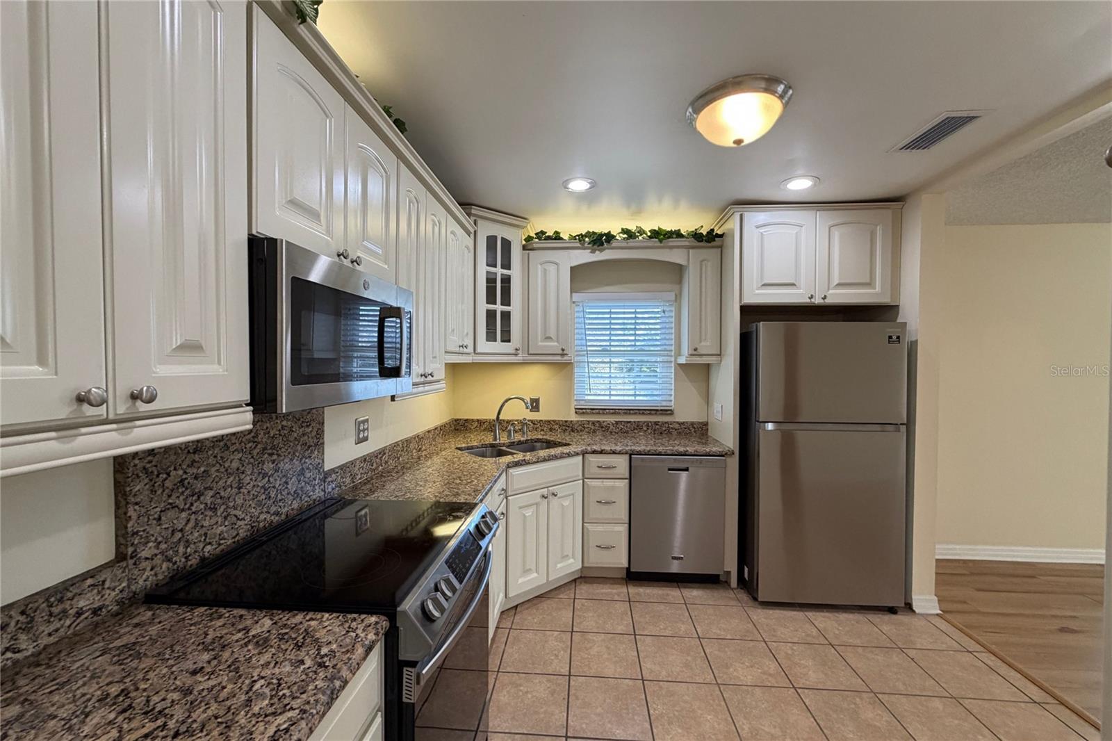 BELLEAIR FOREST - Residential