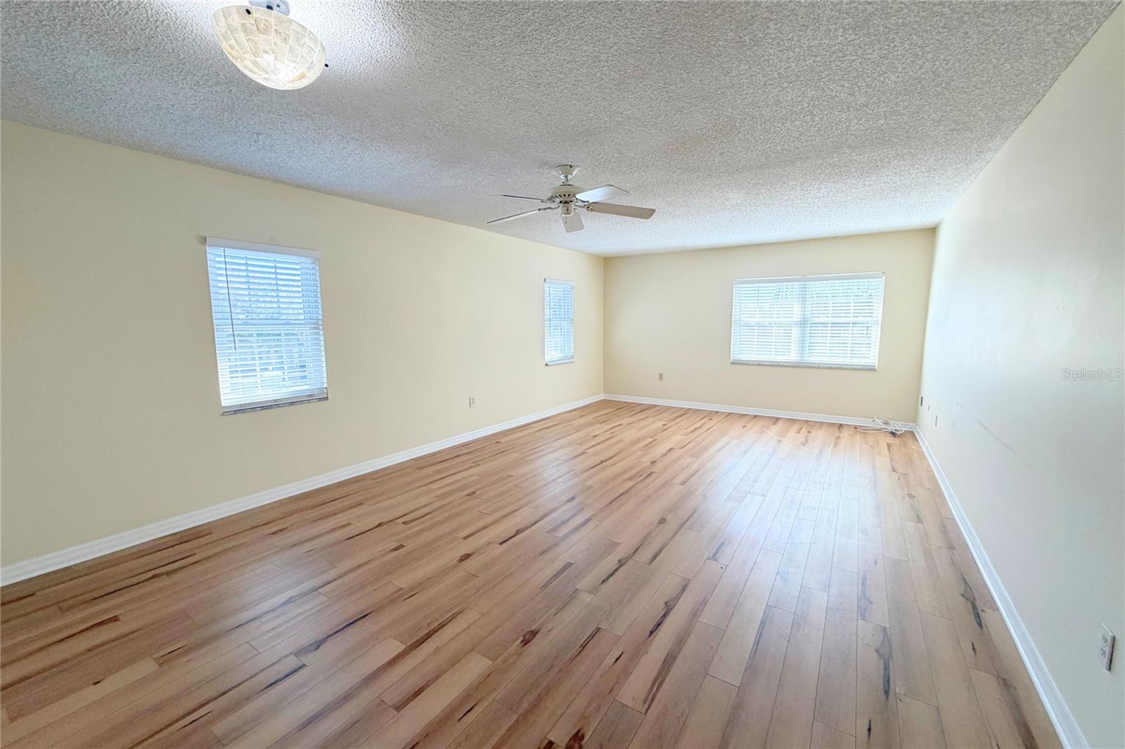 BELLEAIR FOREST - Residential
