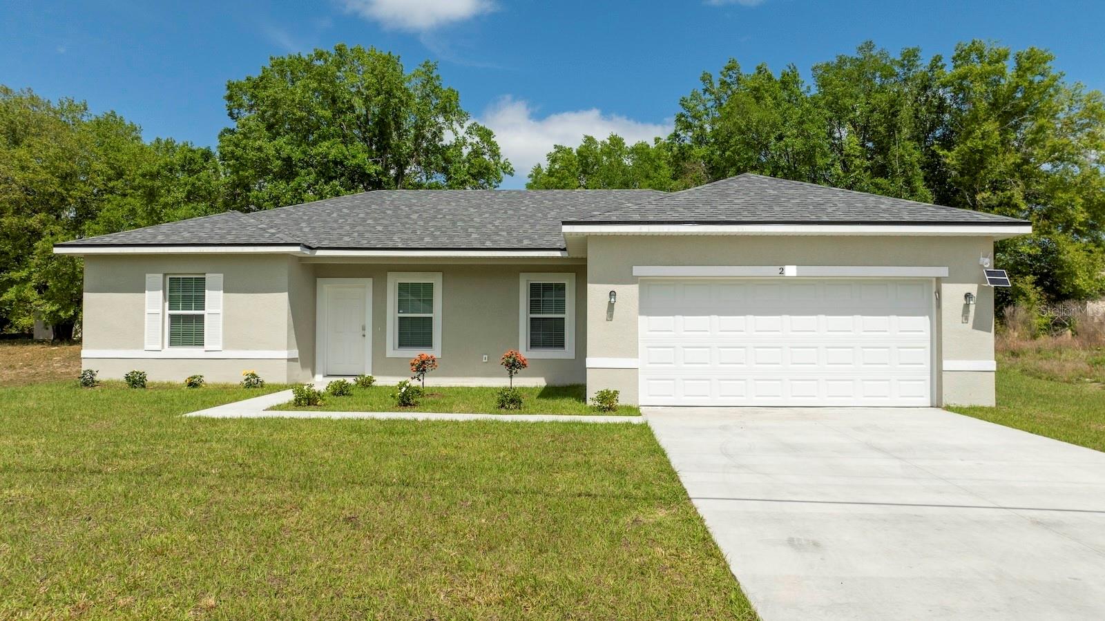 Under Construction. **Brand new 3-bed/2-bath house with many upgrades. Tile all over the place, even in the spacious bedrooms. Granite countertops in the kitchen and bathrooms. This home will have stainless steel appliances, including a microwave, dishwasher, refrigerator, and range. Ceiling fans, blinds, and a mailbox are included as well. Take advantage of this opportunity!! The color and finishes of the home's interior and exterior can be different. 2/10 Warranty included.