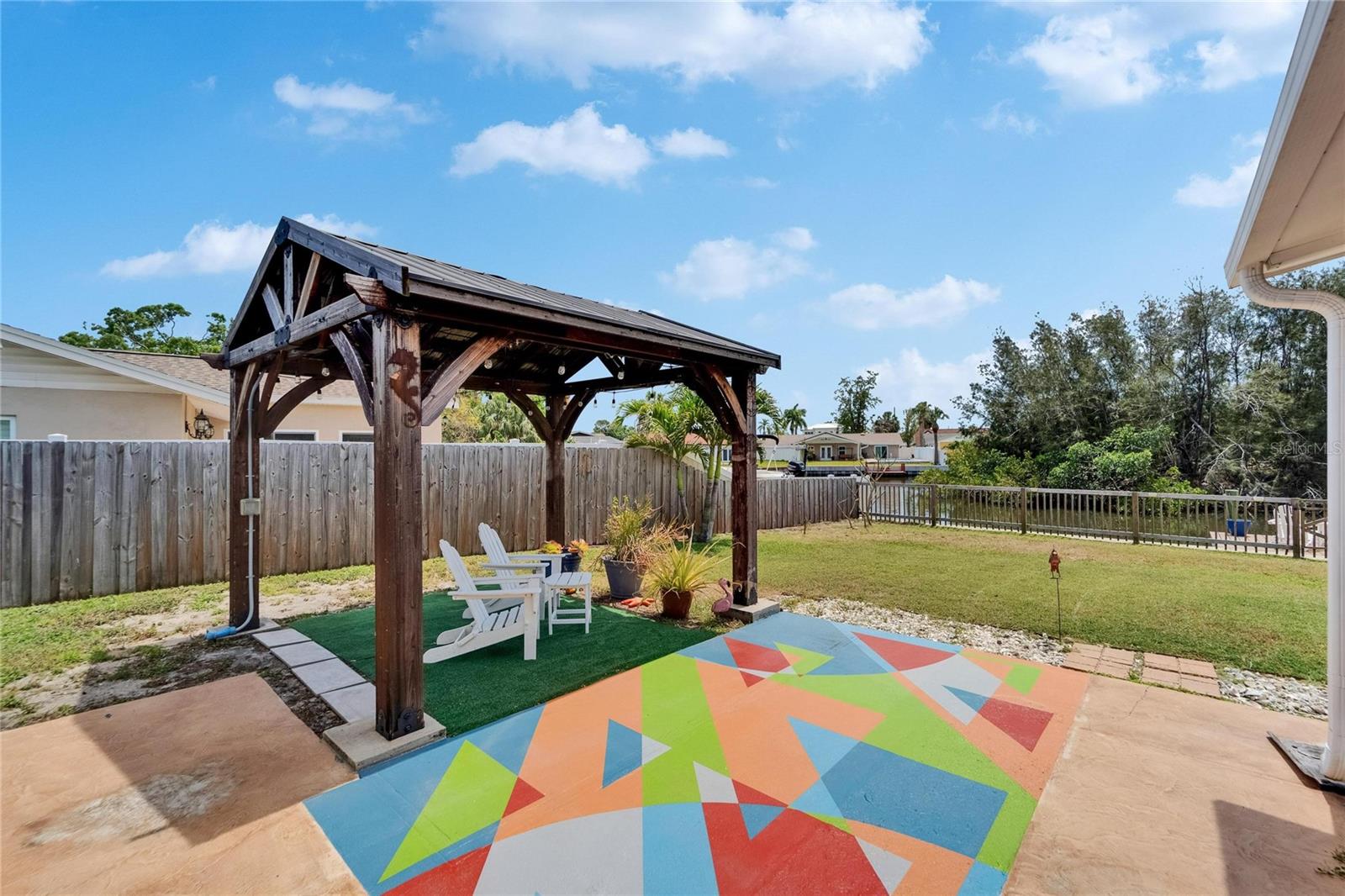 BAY CREST PARK UNIT 01 - Residential